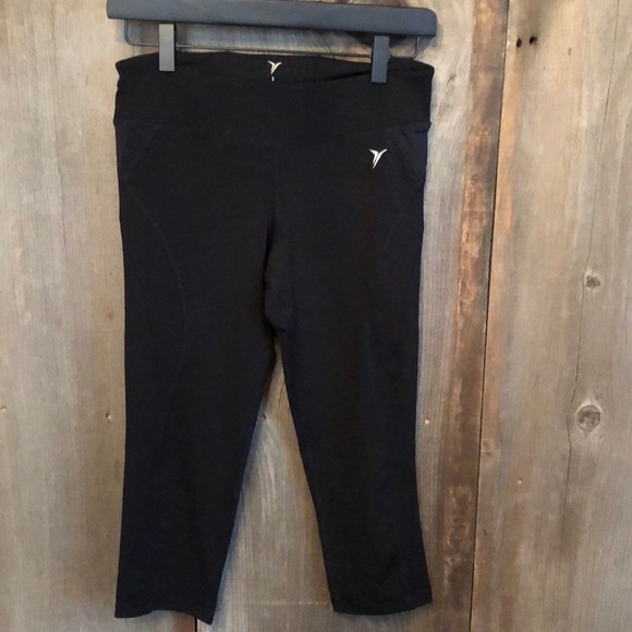Old Navy Cropped Leggings